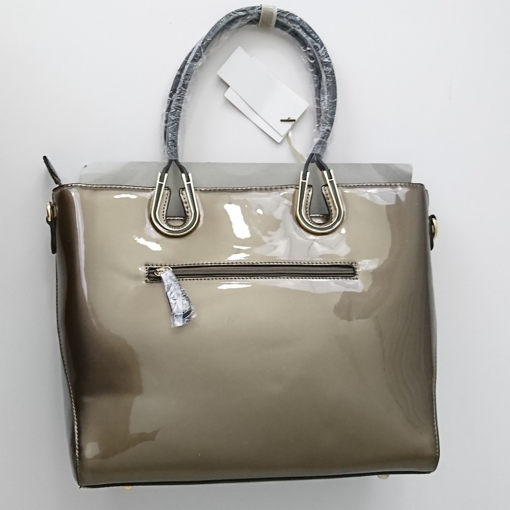 NWT Isabelle Vegan Pewter Crossbody Tote Bag